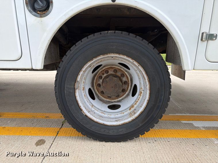 image for item EX4525 2012 Ford F450 Super Duty utility / service truck
