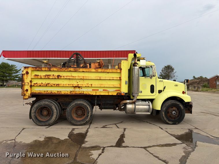 image for item EX4534 2004 Peterbuilt PB330 dump truck