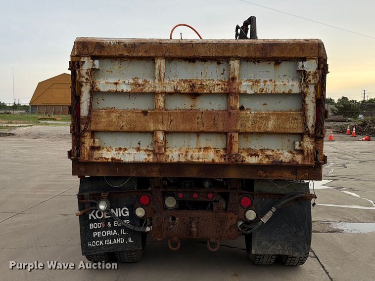 image for item EX4534 2004 Peterbuilt PB330 dump truck