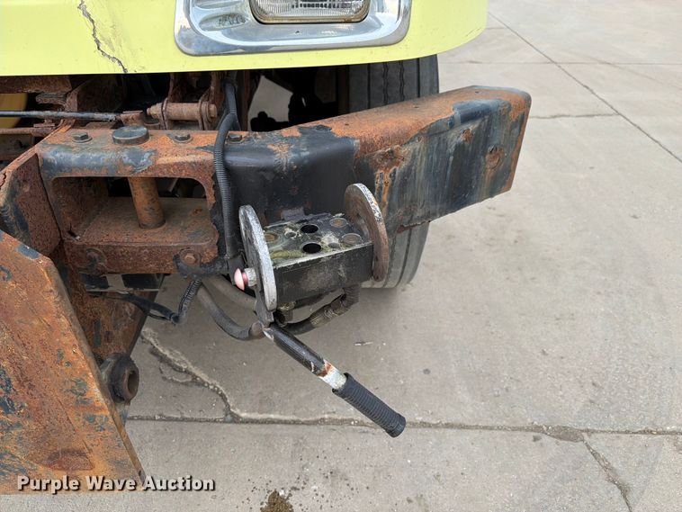 image for item EX4534 2004 Peterbuilt PB330 dump truck