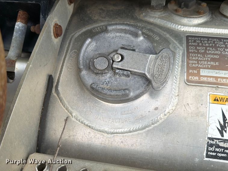 image for item EX4534 2004 Peterbuilt PB330 dump truck