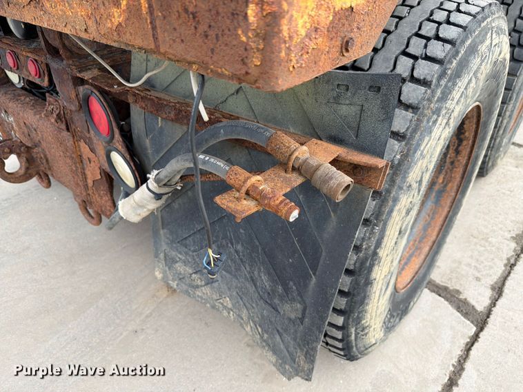 image for item EX4534 2004 Peterbuilt PB330 dump truck