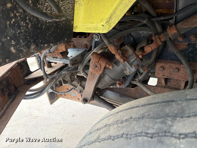 image for item EX4534 2004 Peterbuilt PB330 dump truck