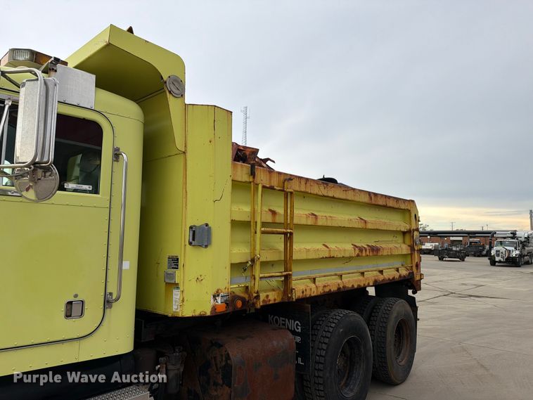 image for item EX4534 2004 Peterbuilt PB330 dump truck