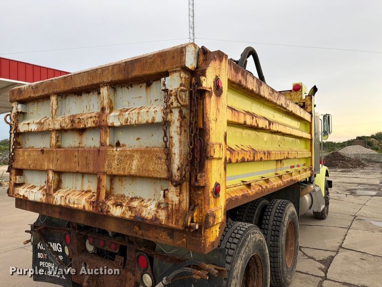image for item EX4534 2004 Peterbuilt PB330 dump truck
