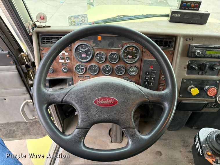image for item EX4534 2004 Peterbuilt PB330 dump truck
