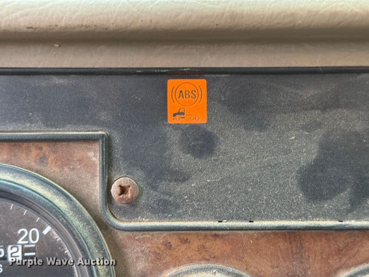 image for item EX4534 2004 Peterbuilt PB330 dump truck