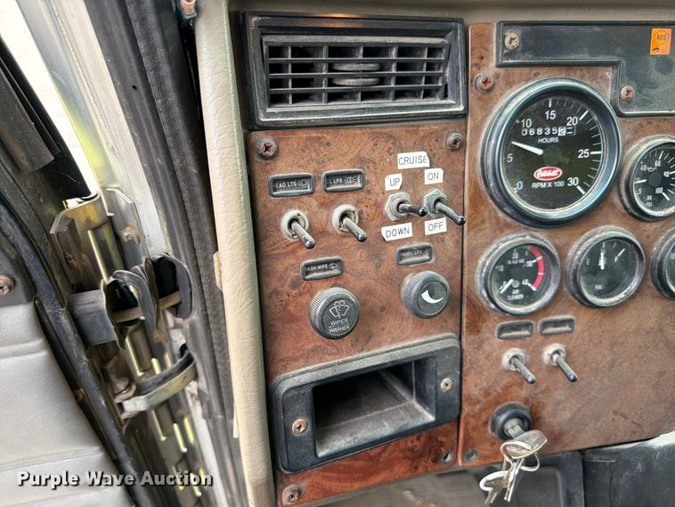 image for item EX4534 2004 Peterbuilt PB330 dump truck