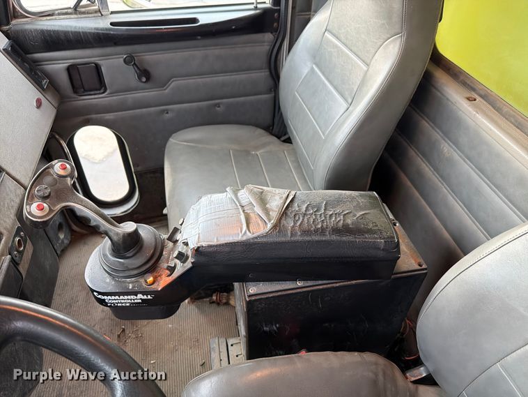image for item EX4534 2004 Peterbuilt PB330 dump truck