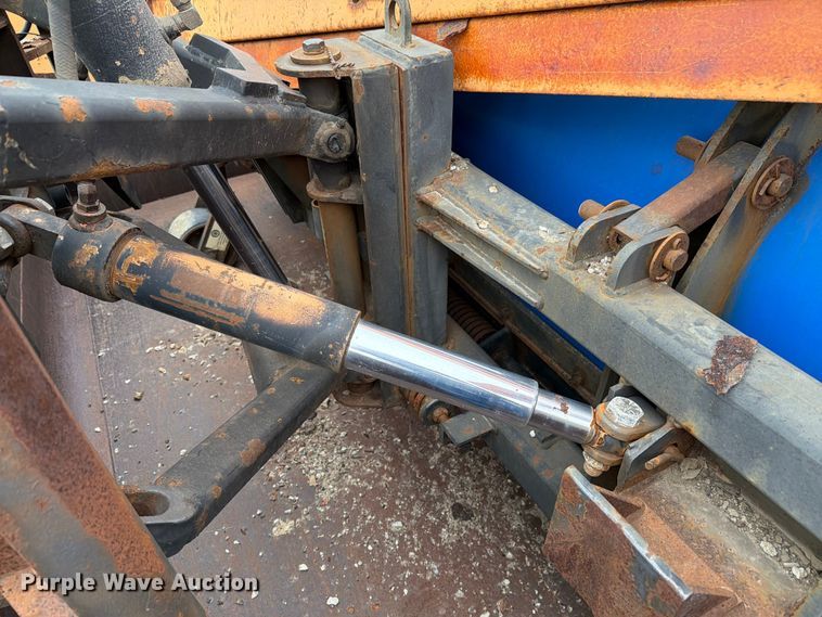 image for item EX4534 2004 Peterbuilt PB330 dump truck