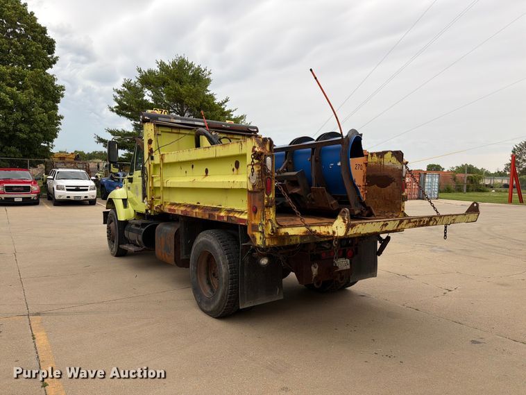 image for item EX4535 2006 International 7400 dump truck