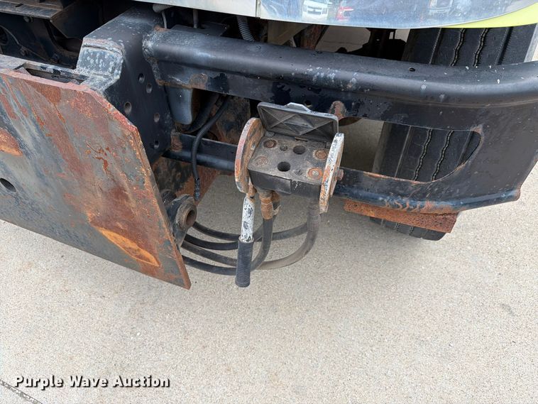 image for item EX4535 2006 International 7400 dump truck