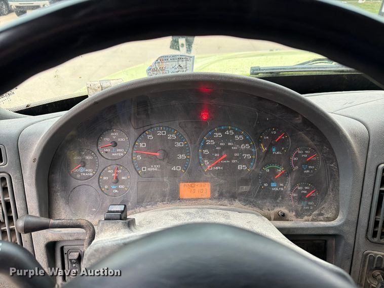 image for item EX4535 2006 International 7400 dump truck
