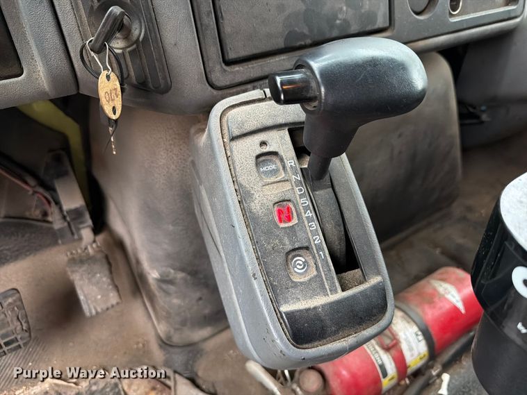 image for item EX4535 2006 International 7400 dump truck