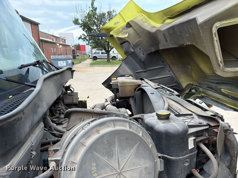image for item EX4535 2006 International 7400 dump truck
