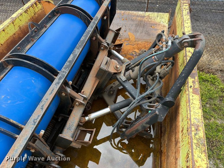 image for item EX4535 2006 International 7400 dump truck