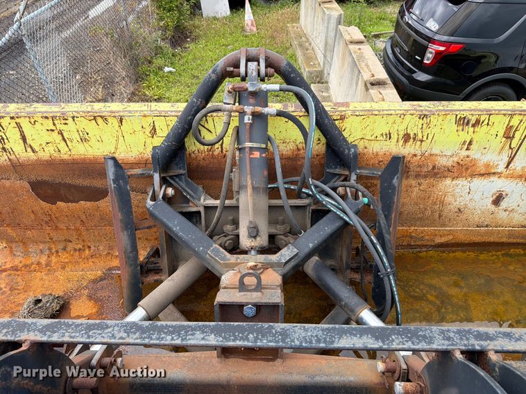 image for item EX4535 2006 International 7400 dump truck