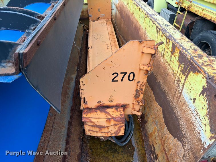 image for item EX4535 2006 International 7400 dump truck