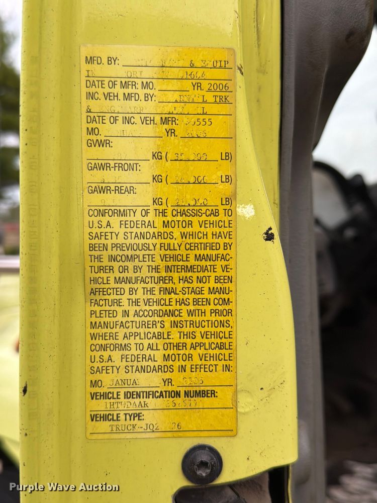 image for item EX4535 2006 International 7400 dump truck
