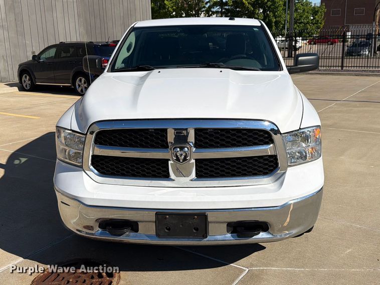 image for item EX4541 2019 RAM 1500 Crew Cab pickup truck