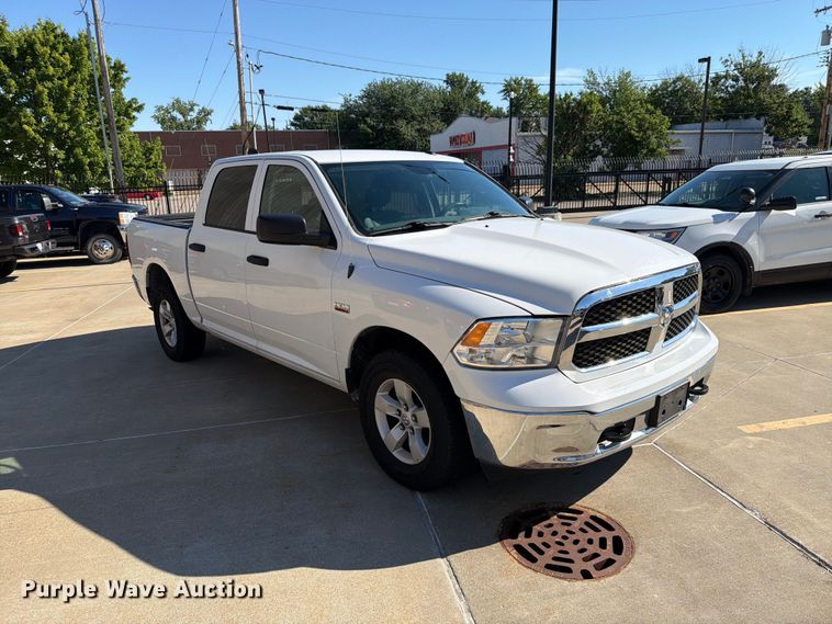image for item EX4541 2019 RAM 1500 Crew Cab pickup truck