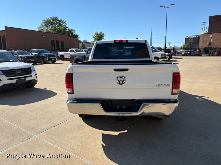 image for item EX4541 2019 RAM 1500 Crew Cab pickup truck
