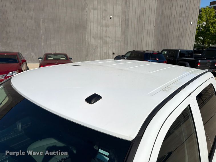 image for item EX4541 2019 RAM 1500 Crew Cab pickup truck