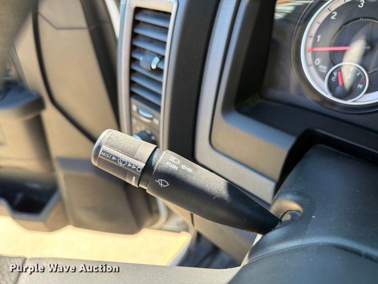 image for item EX4541 2019 RAM 1500 Crew Cab pickup truck