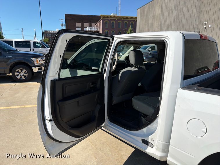 image for item EX4541 2019 RAM 1500 Crew Cab pickup truck