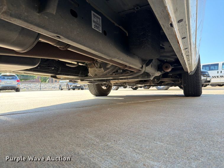 image for item EX4541 2019 RAM 1500 Crew Cab pickup truck