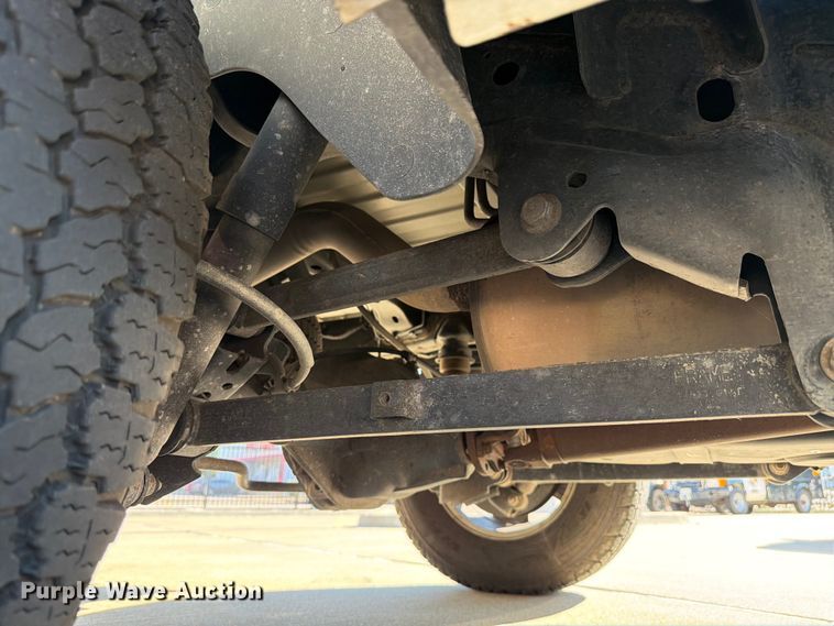 image for item EX4541 2019 RAM 1500 Crew Cab pickup truck