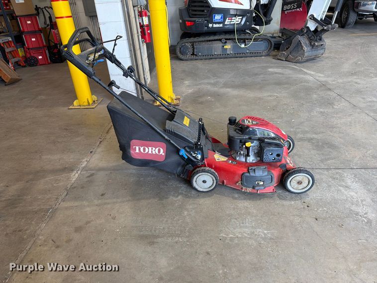 image for item EX5527 2015 Toro 20383 push mower