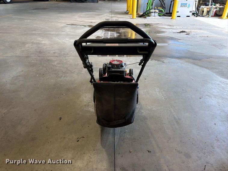 image for item EX5527 2015 Toro 20383 push mower