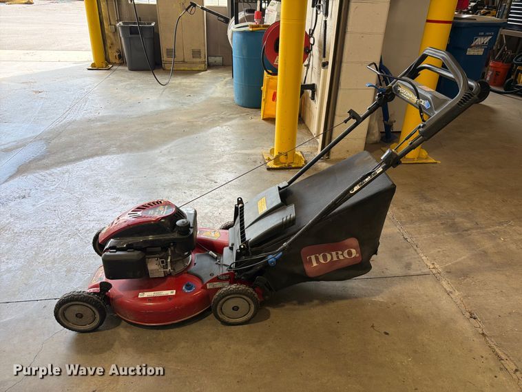 image for item EX5527 2015 Toro 20383 push mower