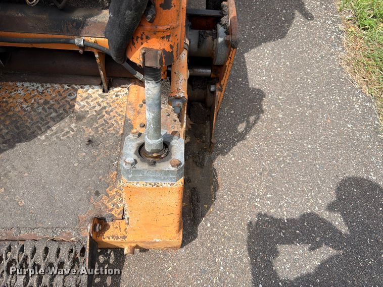image for item EX5529 1999 Gilcrest ProPaver 413 paver
