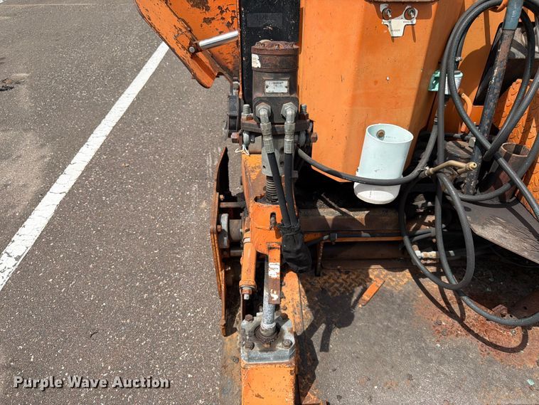 image for item EX5529 1999 Gilcrest ProPaver 413 paver
