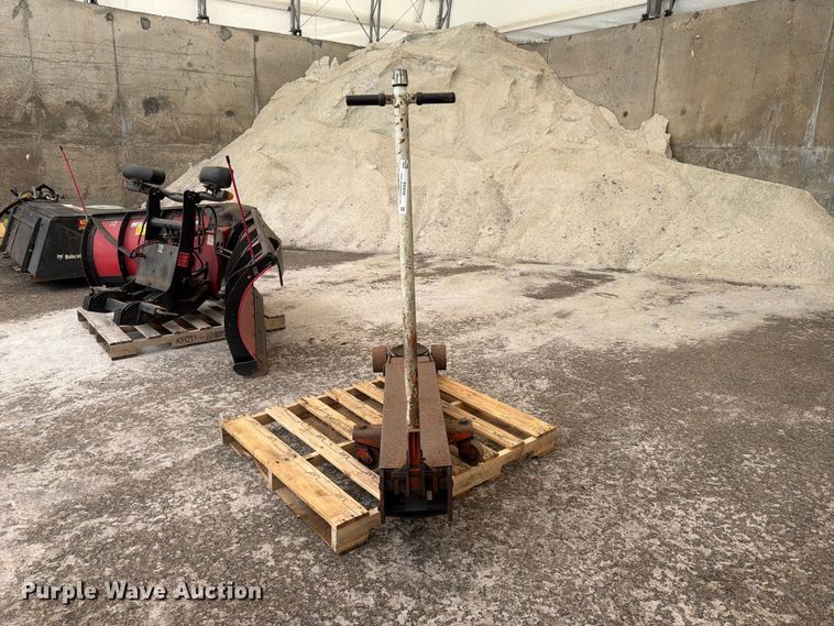 image for item EX5538 Floor jack