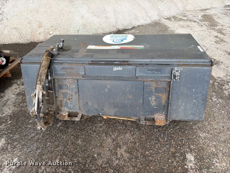 image for item EX5540 2014 Bobcat 72 Sweeper skid steer sweeper