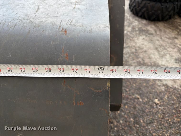 image for item EX5540 2014 Bobcat 72 Sweeper skid steer sweeper