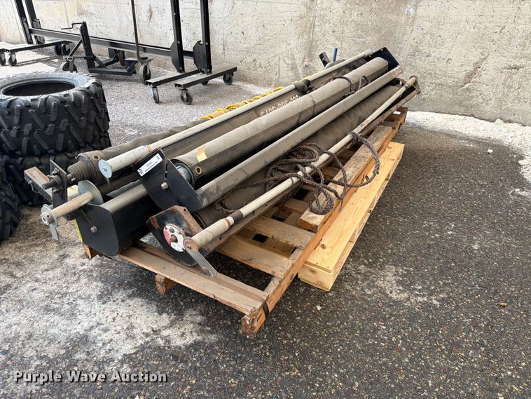 image for item EX5541 (4) pulltarps