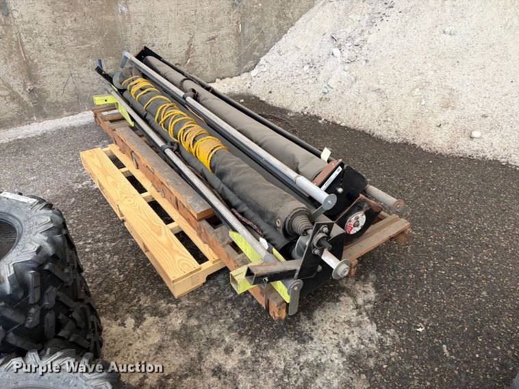 image for item EX5541 (4) pulltarps