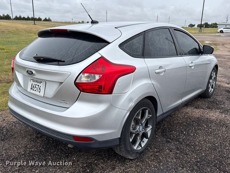 image for item FB6660 2013 Ford Focus SE 