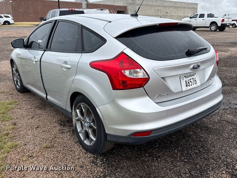 image for item FB6660 2013 Ford Focus SE 