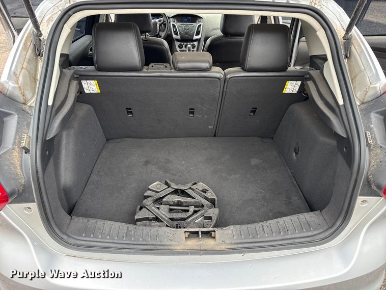 image for item FB6660 2013 Ford Focus SE 