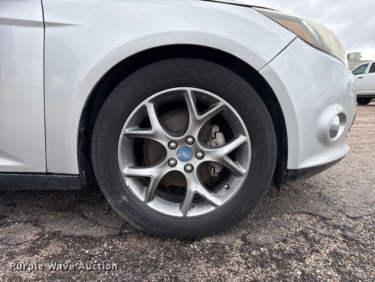 image for item FB6660 2013 Ford Focus SE 