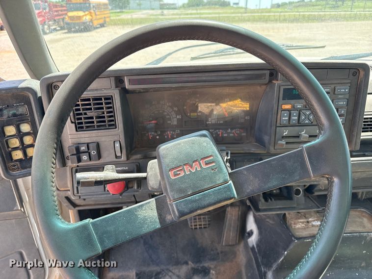 image for item FB6769 1995 GMC Top Kick C6500 dump truck