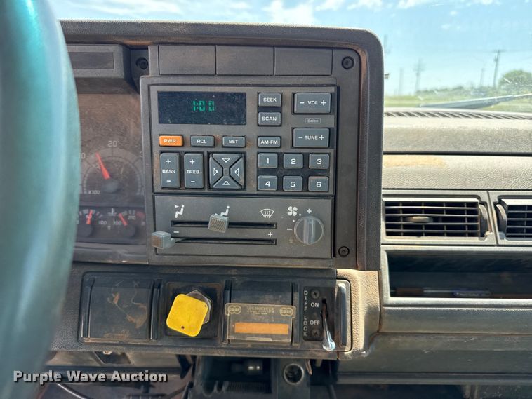 image for item FB6769 1995 GMC Top Kick C6500 dump truck