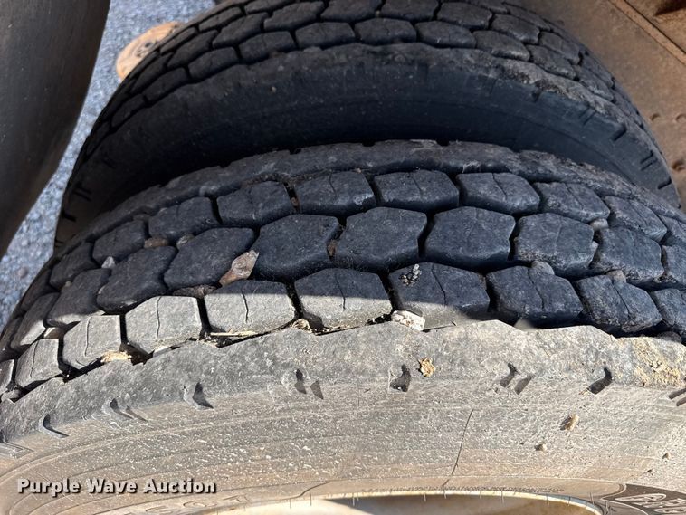 image for item FB6769 1995 GMC Top Kick C6500 dump truck