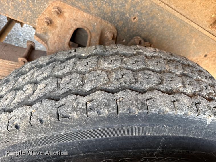 image for item FB6769 1995 GMC Top Kick C6500 dump truck