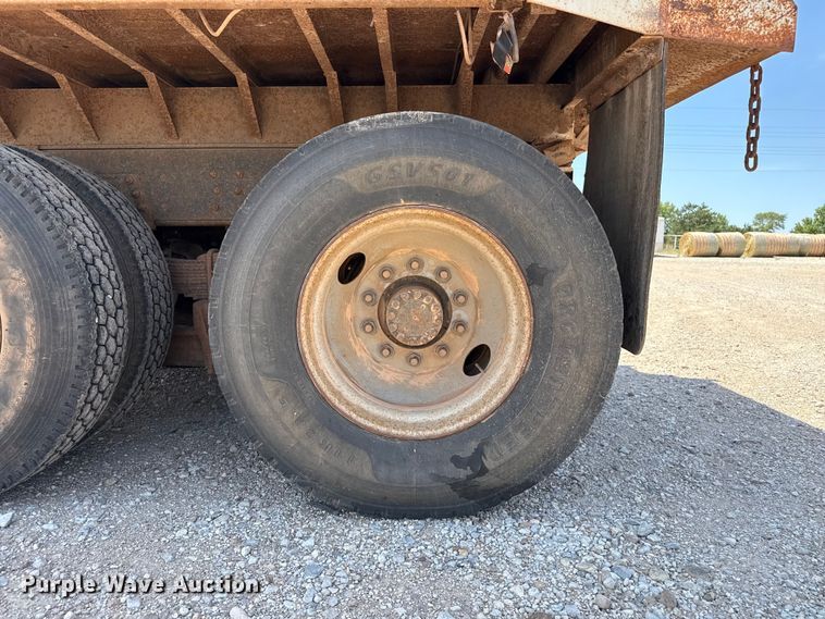 image for item FB6769 1995 GMC Top Kick C6500 dump truck